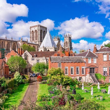 Cosy Home With York Minster Views - Pass The Keys Exterior foto